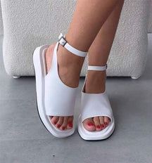 Women's round toe platform sandals