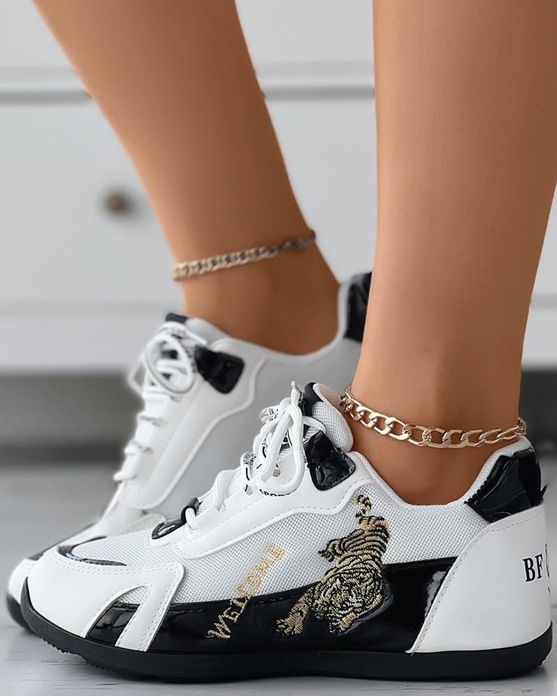 Tiger Embroidered Color Block Lace Up Sneakers