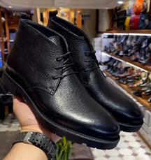 Men's anti-wrinkle cow leather boots