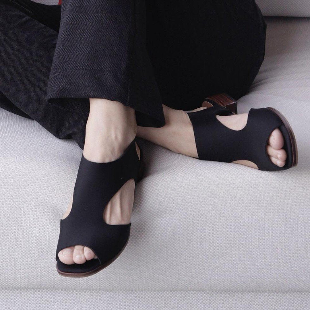 Women's Chic Leather Sandals