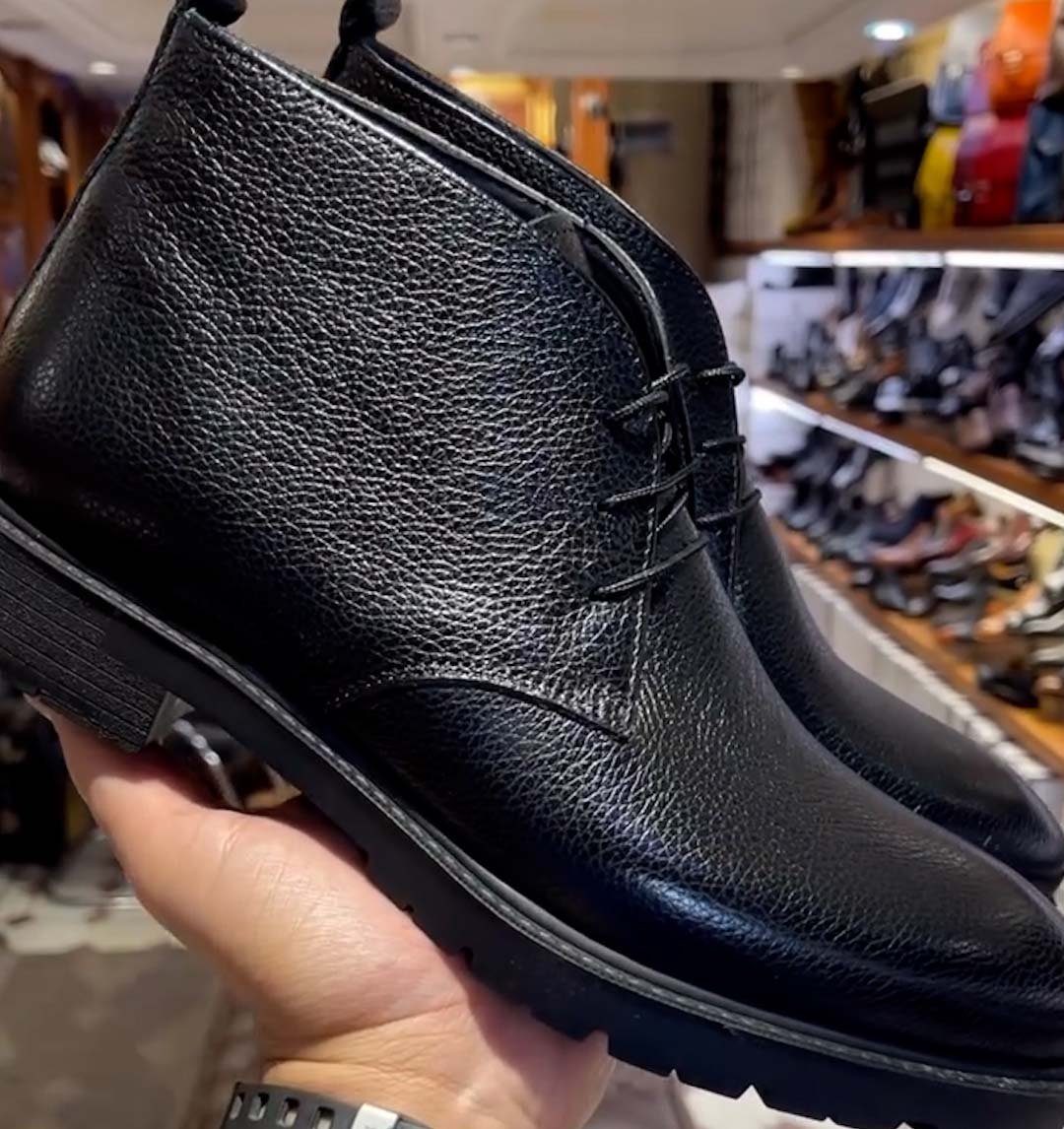 Men's anti-wrinkle cow leather boots