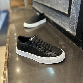 Men's slip-on new breathable low-cut sports and casual shoes