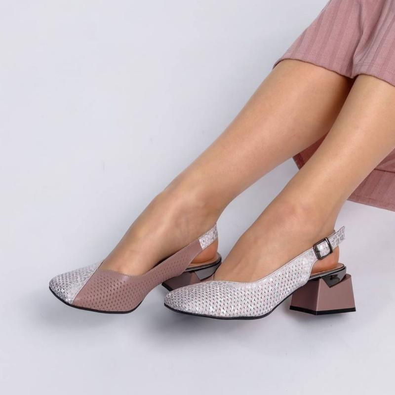 Square Toe Design Flat Sandals