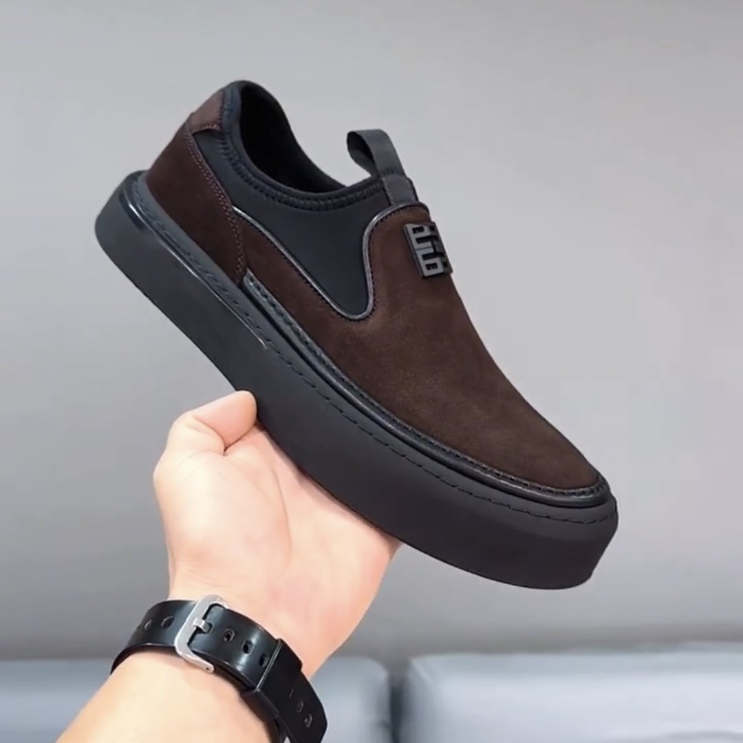 Men's Black Soft-Soled Slip-On Loafers