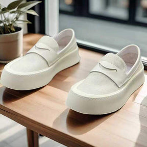 Breathable mesh casual slip-on shoes for men