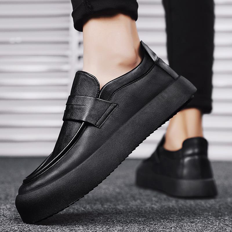 Men's slip-on thick-soled black loafers