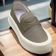 Breathable mesh casual slip-on shoes for men