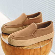 Men's breathable lightweight casual canvas shoes